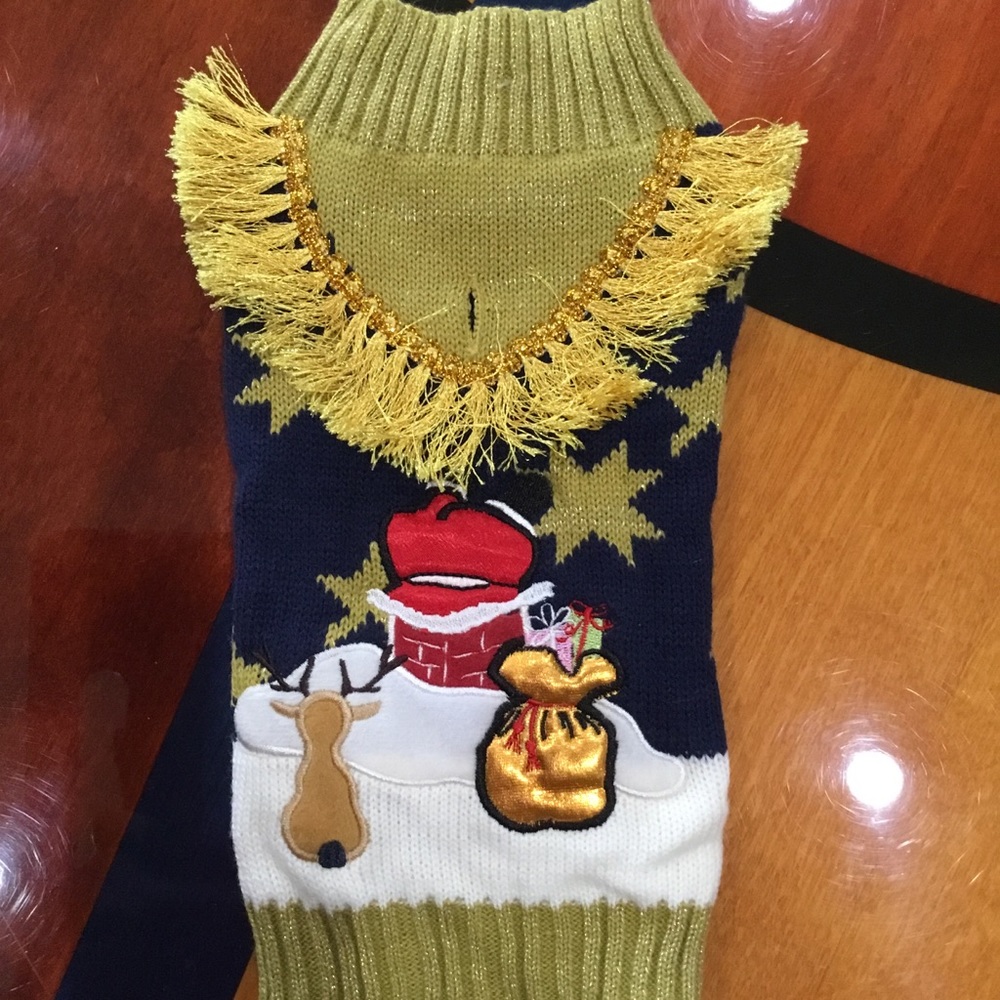 DOGGY CHRISTMAS SWEATER